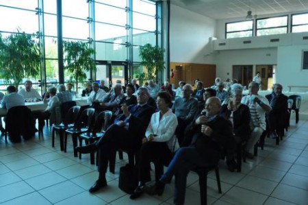 79 . L'assistance de la conférence .
